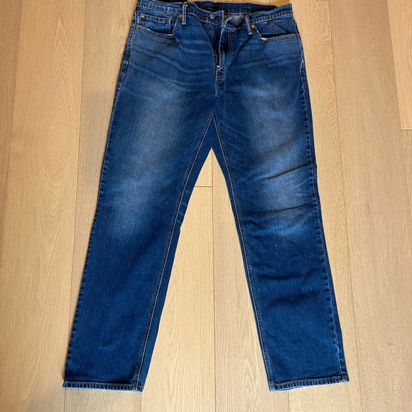 Levi’s 541 Jeans - Picture 2 of 5